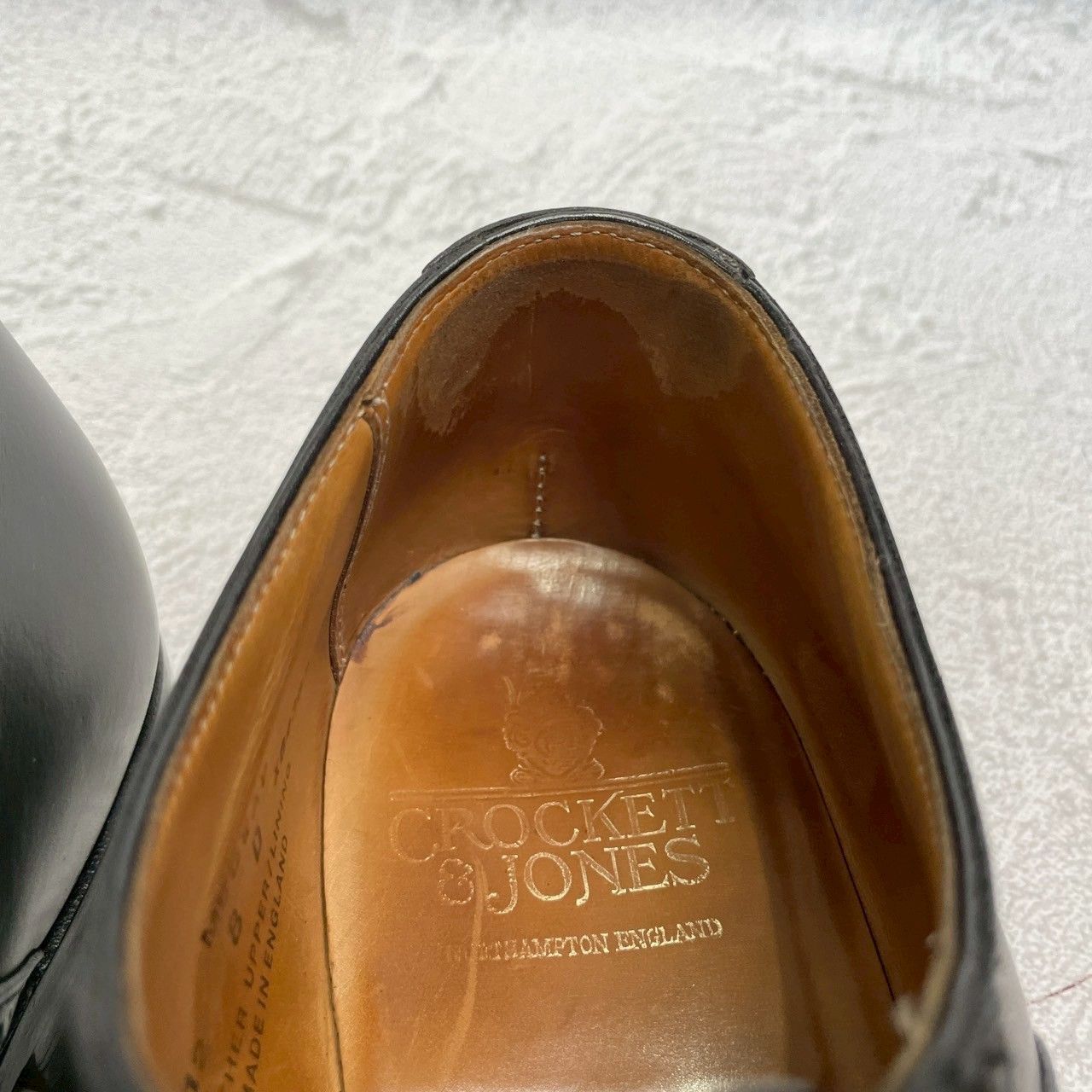 【良品 リフト交換済み】CROCKETT&JONES クロケットアンドジョーンズ MEDWAY メドウェイ プレーン 内羽根 サドル ブローグ UK8 / 26.5cm【W3357】