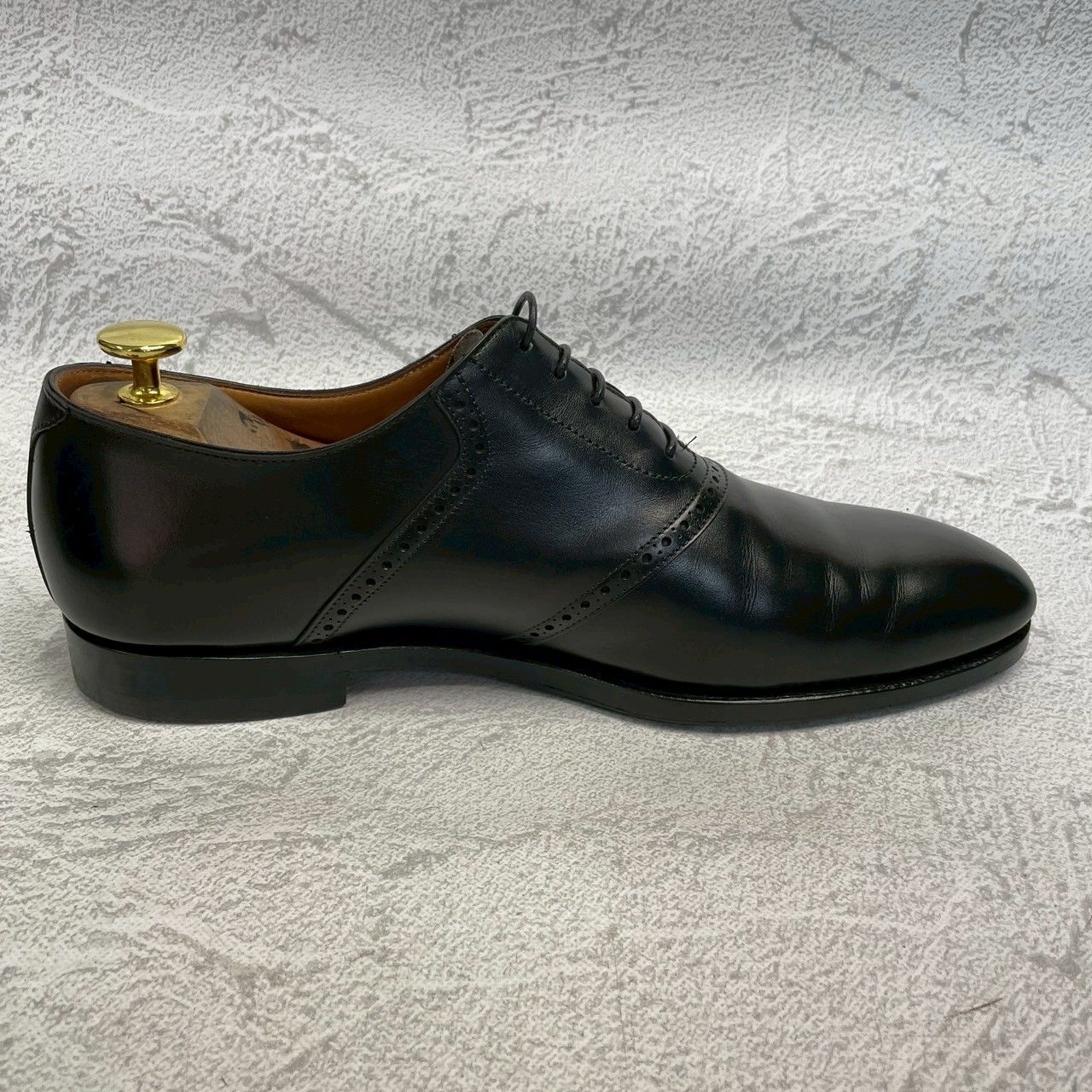 【良品 リフト交換済み】CROCKETT&JONES クロケットアンドジョーンズ MEDWAY メドウェイ プレーン 内羽根 サドル ブローグ UK8 / 26.5cm【W3357】