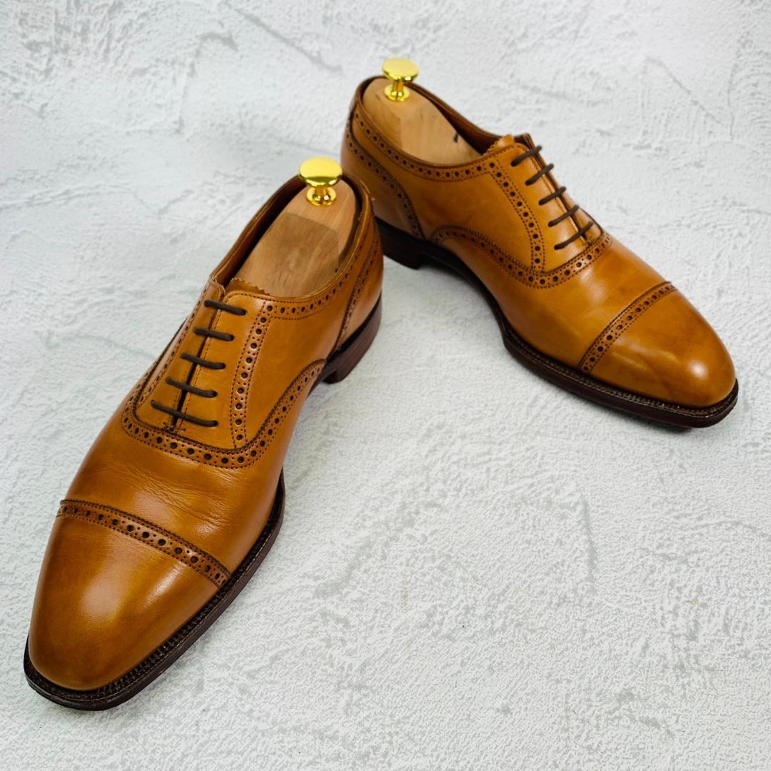 【美品】Crockett&Jones クロケットアンドジョーンズ パンチドキャップ 内羽根 伏せ縫い ハンドグレード 茶 ライトブラウン UK6.5 / 25cm【W2779】