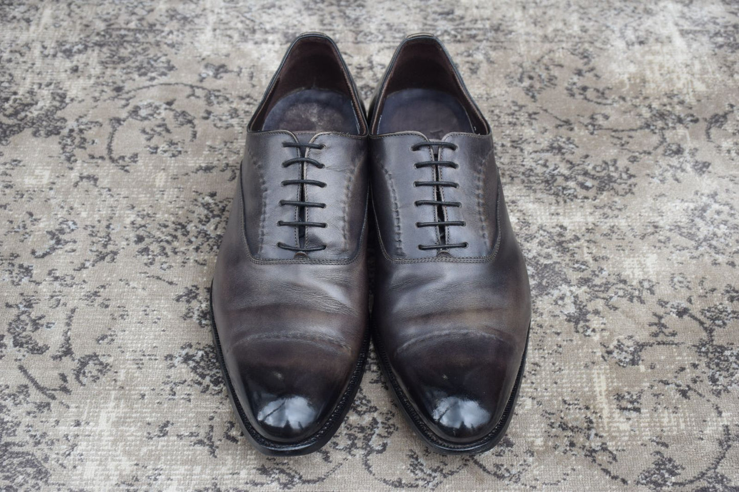 【良品】HARRIS ハリス プレーントゥ 内羽根 パティーヌ グレー 黒 ブラック EUR42 / 26.5cm【W3358】