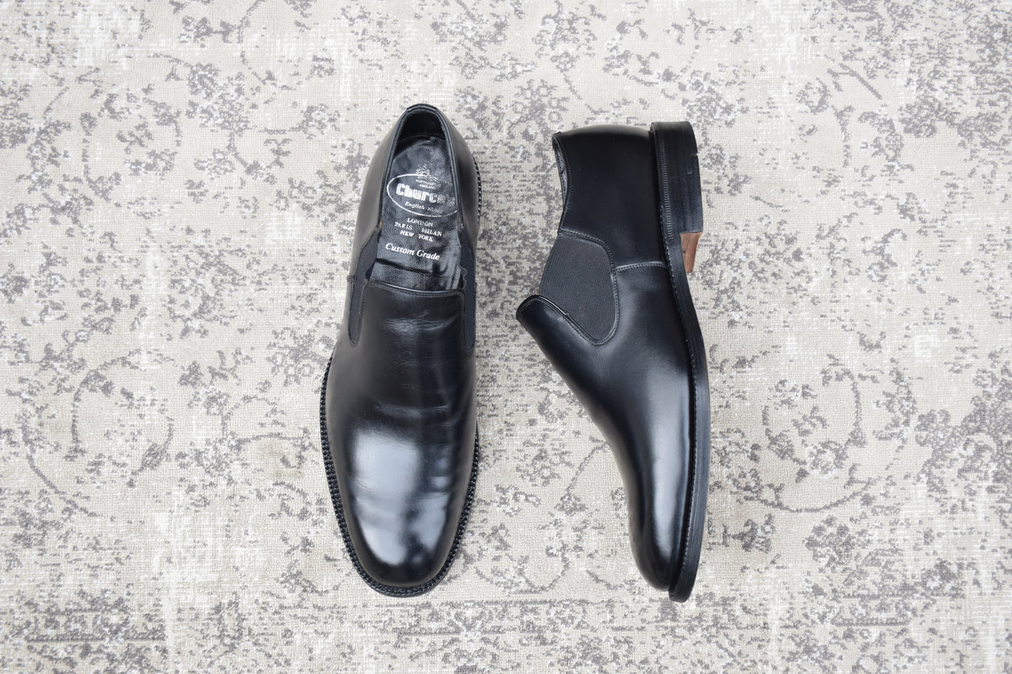 Excellent condition Church's Sidegoa semi-square plain low-top black sandals, size 80F, UK8, 26.5cm (W3419).