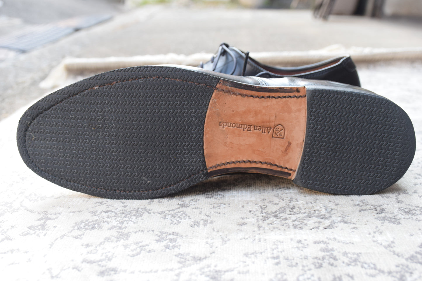 【良品】Allen Edmonds アレンエドモンズ Park Avenue パークアベニュー ストレート 内羽根 6アイレット 黒 ブラック US8.5 / 26.5cm相当【W3375】