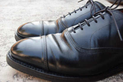 【良品】Allen Edmonds アレンエドモンズ Park Avenue パークアベニュー ストレート 内羽根 6アイレット 黒 ブラック US8.5 / 26.5cm相当【W3375】