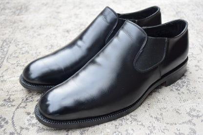 Excellent condition Church's Sidegoa semi-square plain low-top black sandals, size 80F, UK8, 26.5cm (W3419).