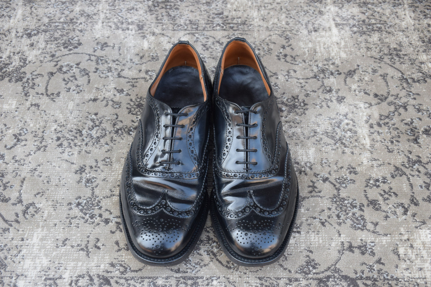 Church’s チャーチ Burwood バーウッド ウィング 内羽根 メダリオン 黒 ブラック UK9 / 27.5cm相当【W3376】