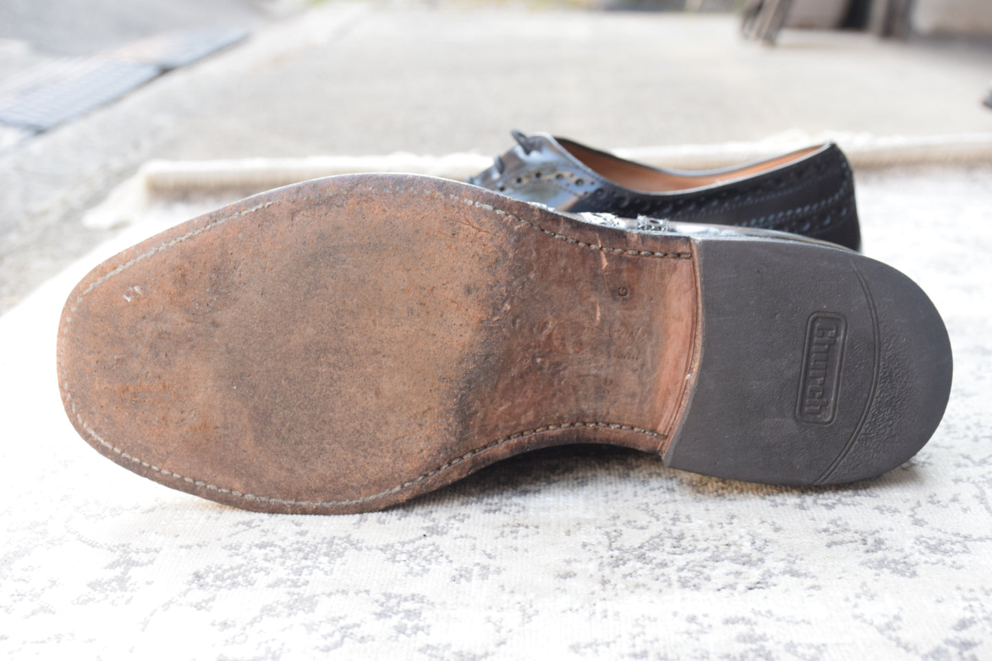 Church’s チャーチ Burwood バーウッド ウィング 内羽根 メダリオン 黒 ブラック UK9 / 27.5cm相当【W3376】