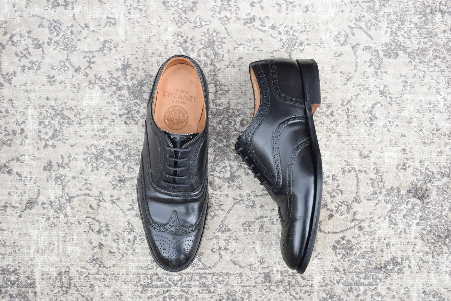 Excellent condition: Joseph Cheaney &amp; Sons ARTHUR III brogue boots in black, UK size 6.5, 25.0-25.5cm (W3421).