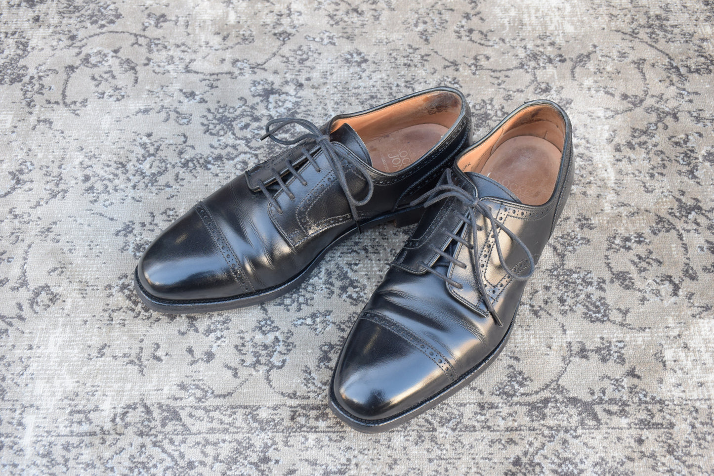 Crockett&Jones クロケットアンドジョーンズ YORK ヨーク パンチドキャップ 外羽根 黒 ブラック UK6 / 24.5cm【W2719】