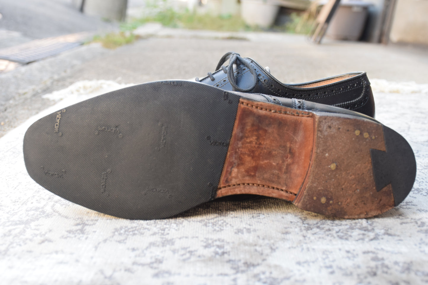 Crockett&Jones クロケットアンドジョーンズ YORK ヨーク パンチドキャップ 外羽根 黒 ブラック UK6 / 24.5cm【W2719】