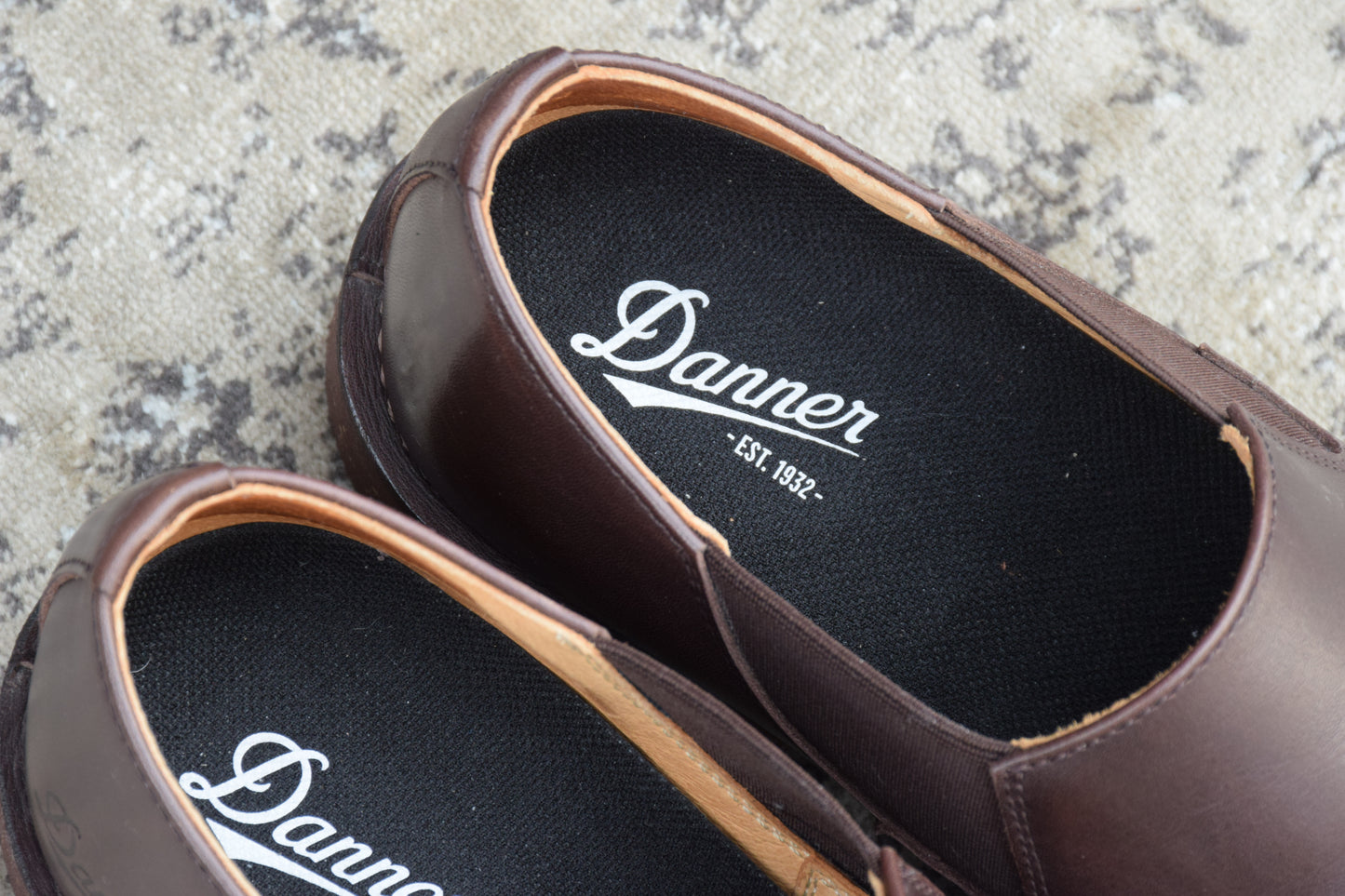 【極美品】Danner ダナー CARMAN カーマン D212111 サイドゴア ショートカット 濃茶 ダークブラウン US8.5 / 26.5cm【W3395】