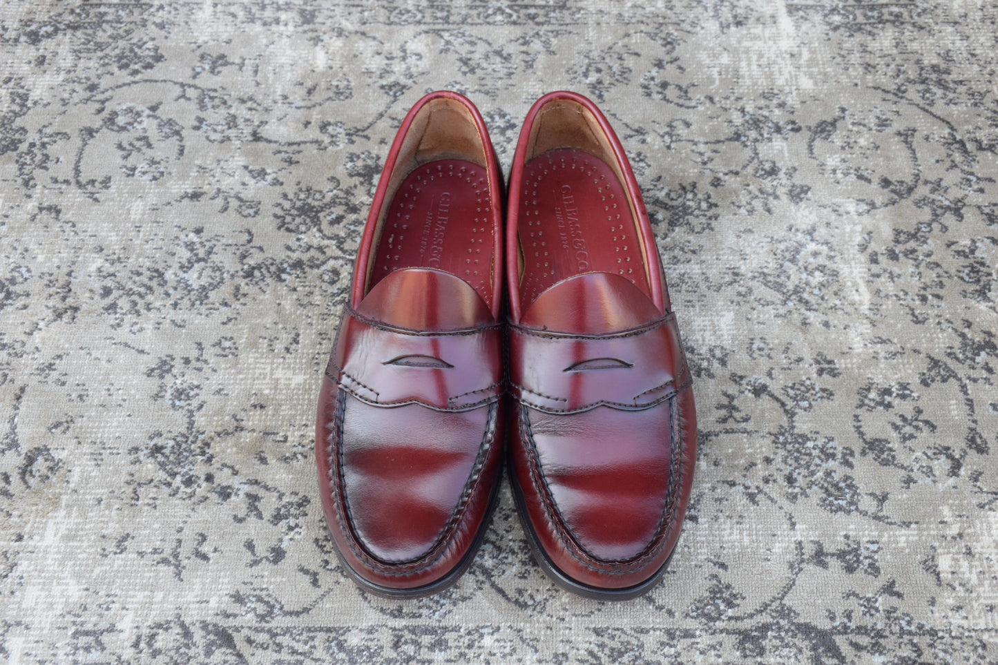 【美品】G.H.BASS ジーエイチバス Logan ローガン ハーフサドル コインローファー 赤茶 バーガンディ 90年代 USA製 US8 / 26.0cm【W3383】