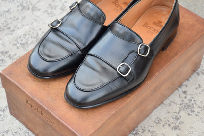 Excellent condition Berwick 5111 CHSG double monk loafers in black, size 39 (EU) / 24.5cm (W3429).