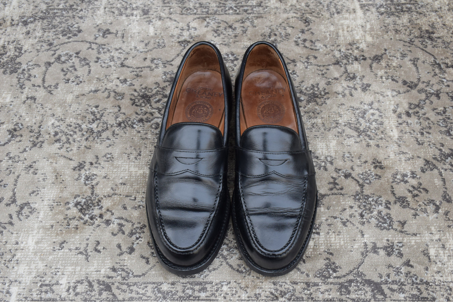 【リフト交換済み】JOSEPH CHEANEY&SONS ジョセフチーニーアンドサンズ HUDSON ハドソン コインローファー ハーフサドル 黒 ブラック UK6 / 24.5〜25.0cm【W3402】