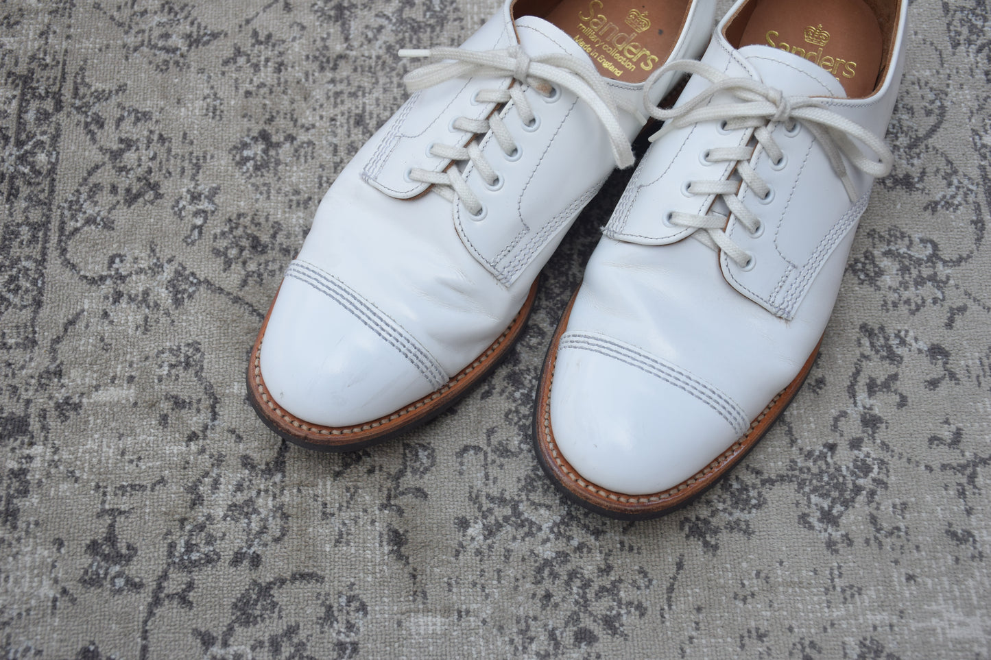 【夏の足元を彩る白靴】SANDERS サンダース MILITARY DERBY SHOE ミリタリー ダービーシューズ 白 ホワイト UK5 / 24〜24.5cm【Ｗ3566】