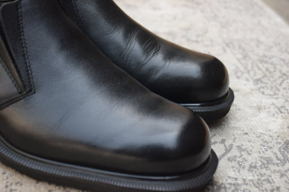 【England製】Dr.Martens ドクターマーチン SIDE ELASTIC サイドエラ プレーン 黒 ブラック UK6 / 25.0cm【Ｗ3571】