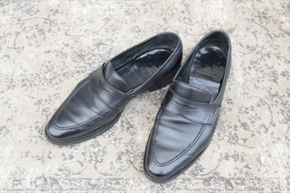 Crockett &amp; Jones Sydney-style penny loafers with a pointed toe and city sole, black, size UK 8.5 (approx. 27cm) [W3445]