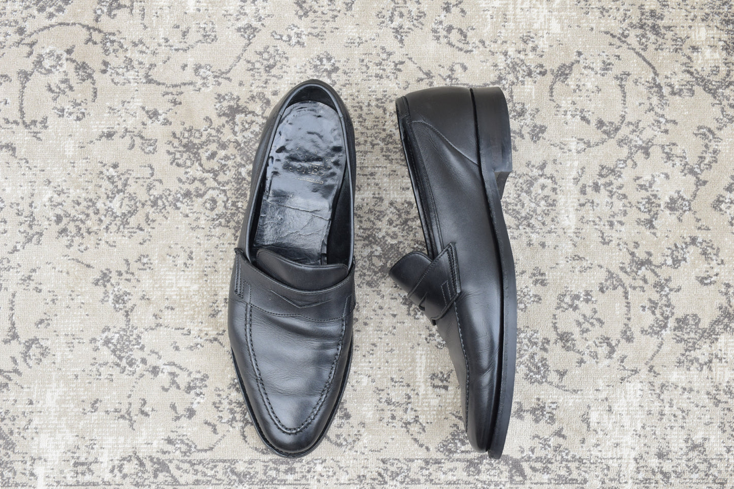 Crockett &amp; Jones Sydney-style penny loafers with a pointed toe and city sole, black, size UK 8.5 (approx. 27cm) [W3445]