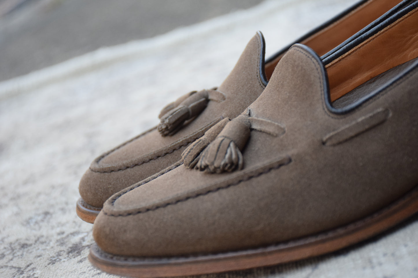 Church's チャーチ FOSBURY フォスバリー タッセルローファー スエード 薄茶 ベージュ系 UK7 / 25.5cm【Ｗ3574】