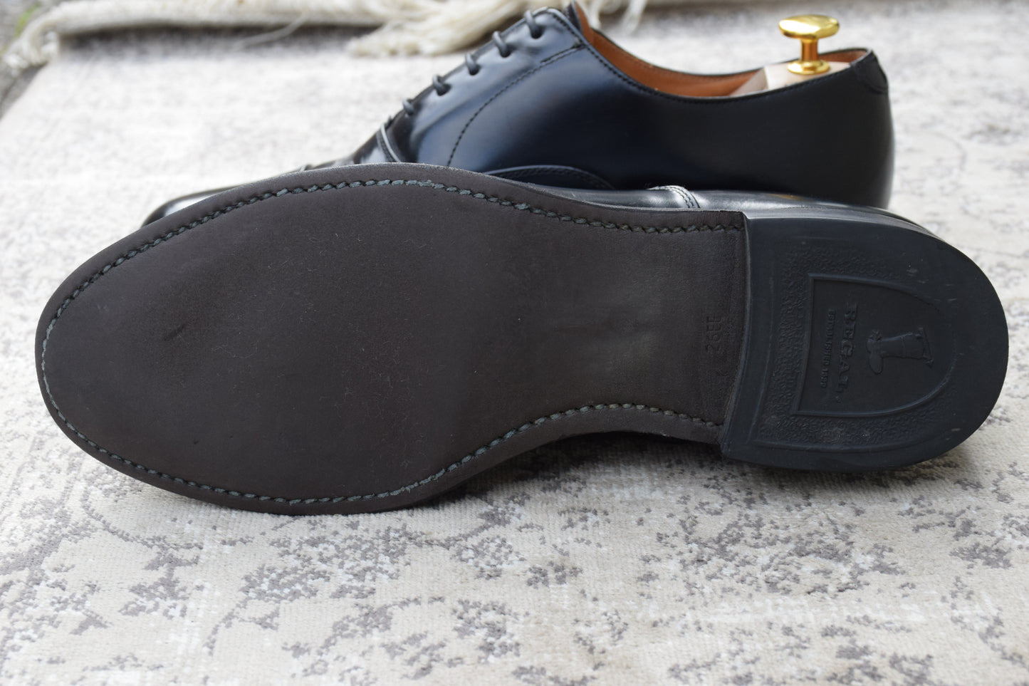 REGAL リーガル ストレートチップ 内羽根 ガラスレザー 黒 ブラック BLACK 26cm【W3412】