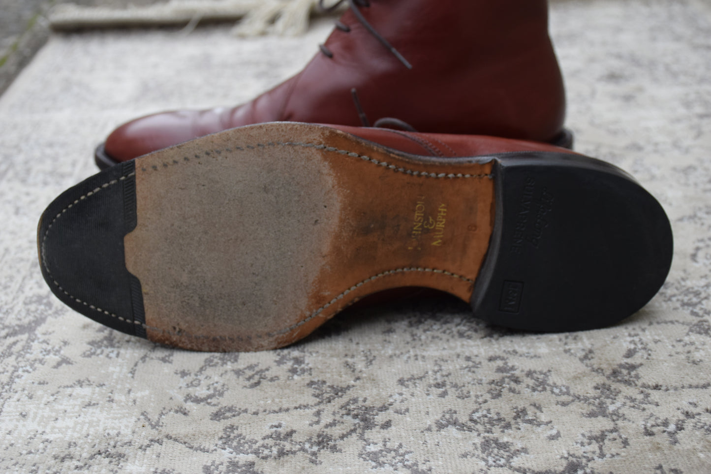 【良品】Johnston&Murphy ジョンストンアンドマーフィー Aristocraft アリストクラフト チャッカブーツ ジョージブーツ 3アイレット 茶 ブラウン US8 / 26cm【W3417】