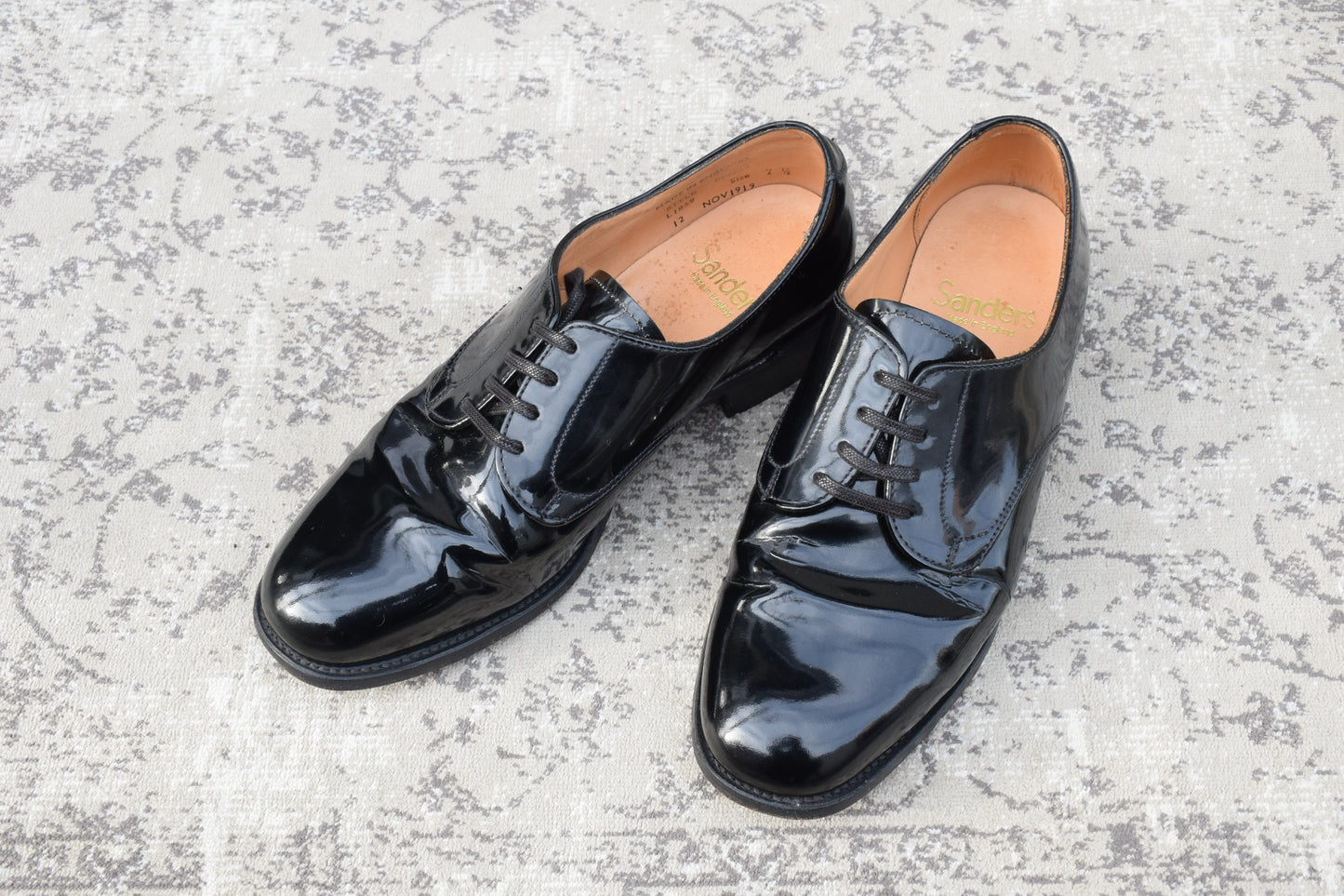 SANDERS 8686 patent leather plain lacing 4-eye leather sole black UK 7.5 / size 26.5-27cm [W3465]