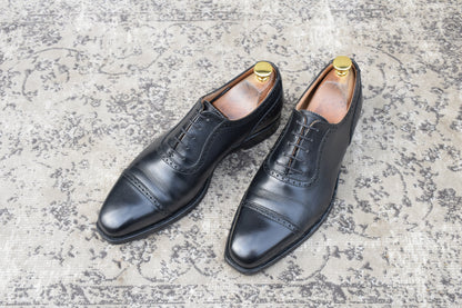 【美品】CROCKETT&JONES クロケットアンドジョーンズ WESTBOURNE ウェストボーン パンチドキャップ 内羽根 黒 ブラックUK5.5 / 24.0cm【W3505】