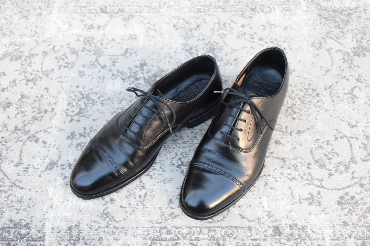 POULSEN SKONE ポールセンスコーン × NEW&LINGWOOD ニュー＆リングウッド｜内羽根 クォーターブローグ ストレートチップ ブラック UK7.5 / 26cm W3643
