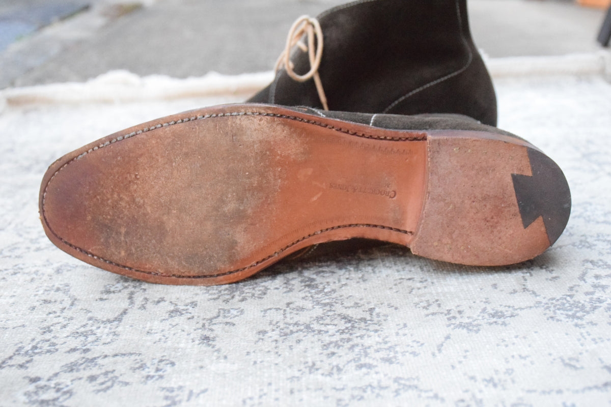 Crockett&Jones クロケットアンドジョーンズ｜CHUKKA チャッカ｜ブラウン×カーキ UK7.5D / 26cm アンライニング スエード レザーソール 英国靴 良品 W3649