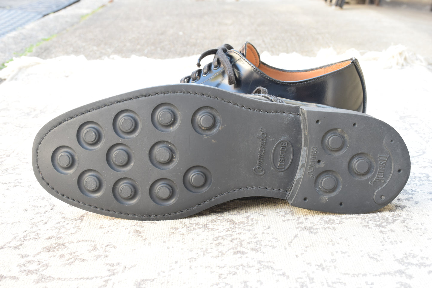 【美品】SANDERS サンダース 1137 APRON DERBY BROAD ARROW ブロードアローエプロンダービー Uチップ 外羽根 黒 ブラック UK5.5 / 24.5cm【W3529】