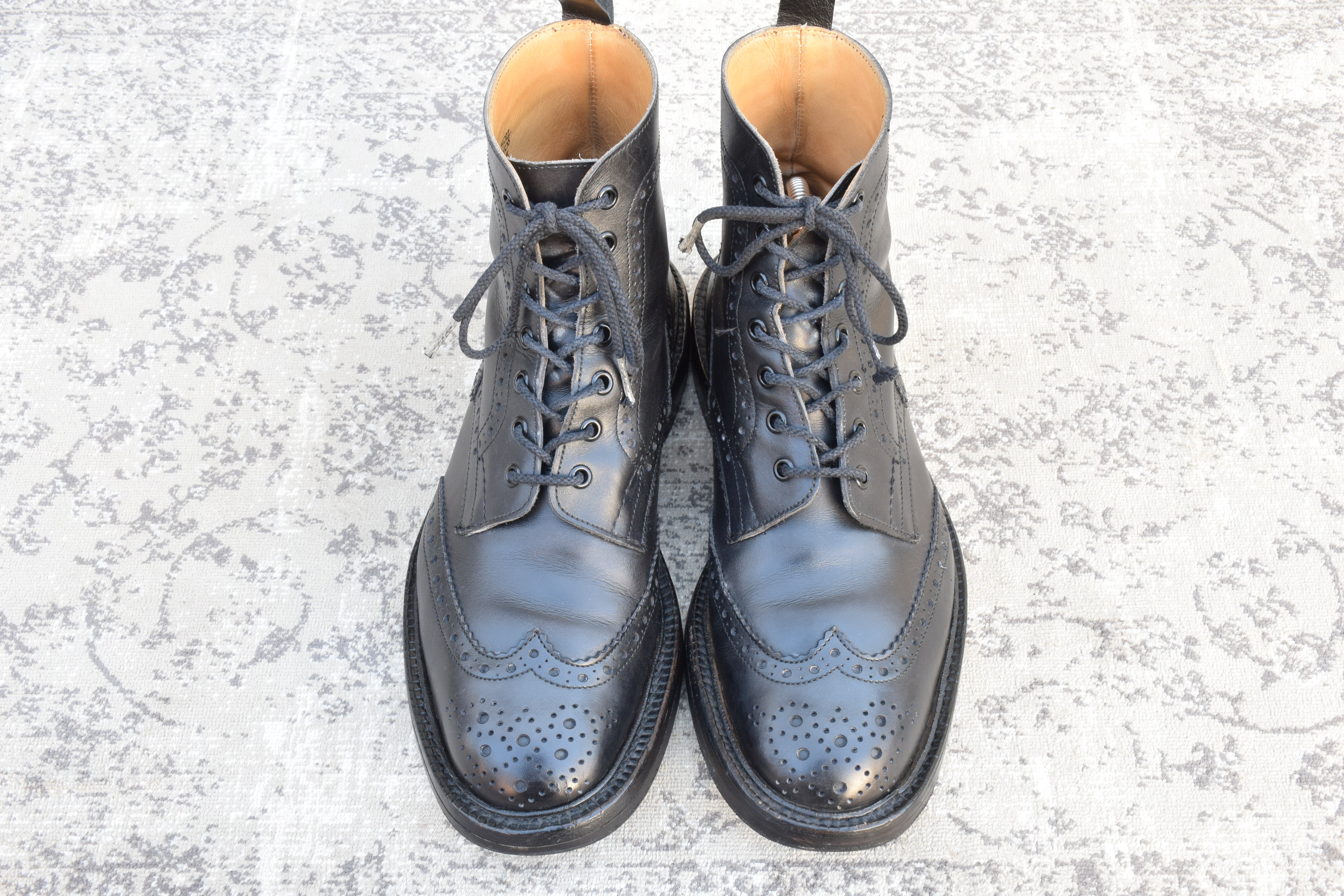 Tricker's トリッカーズ – 靴屋池田 Kutsuya Ikeda