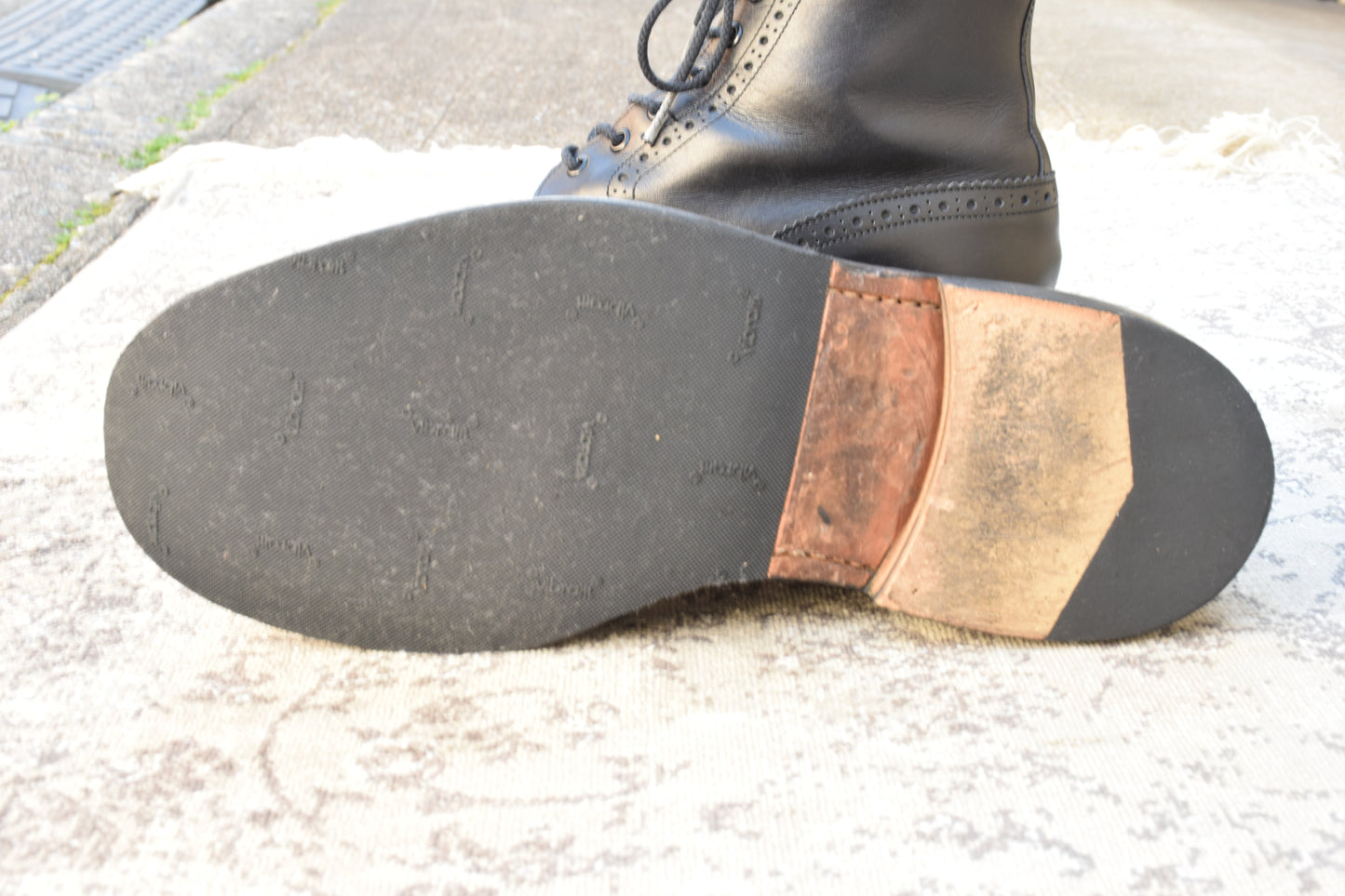 【良品】TRICKER'S トリッカーズ MOLTON モールトン ウイング ブローグ レースアップブーツ M2508 黒 ブラック UK8.5 / 27.0cm【W3540】