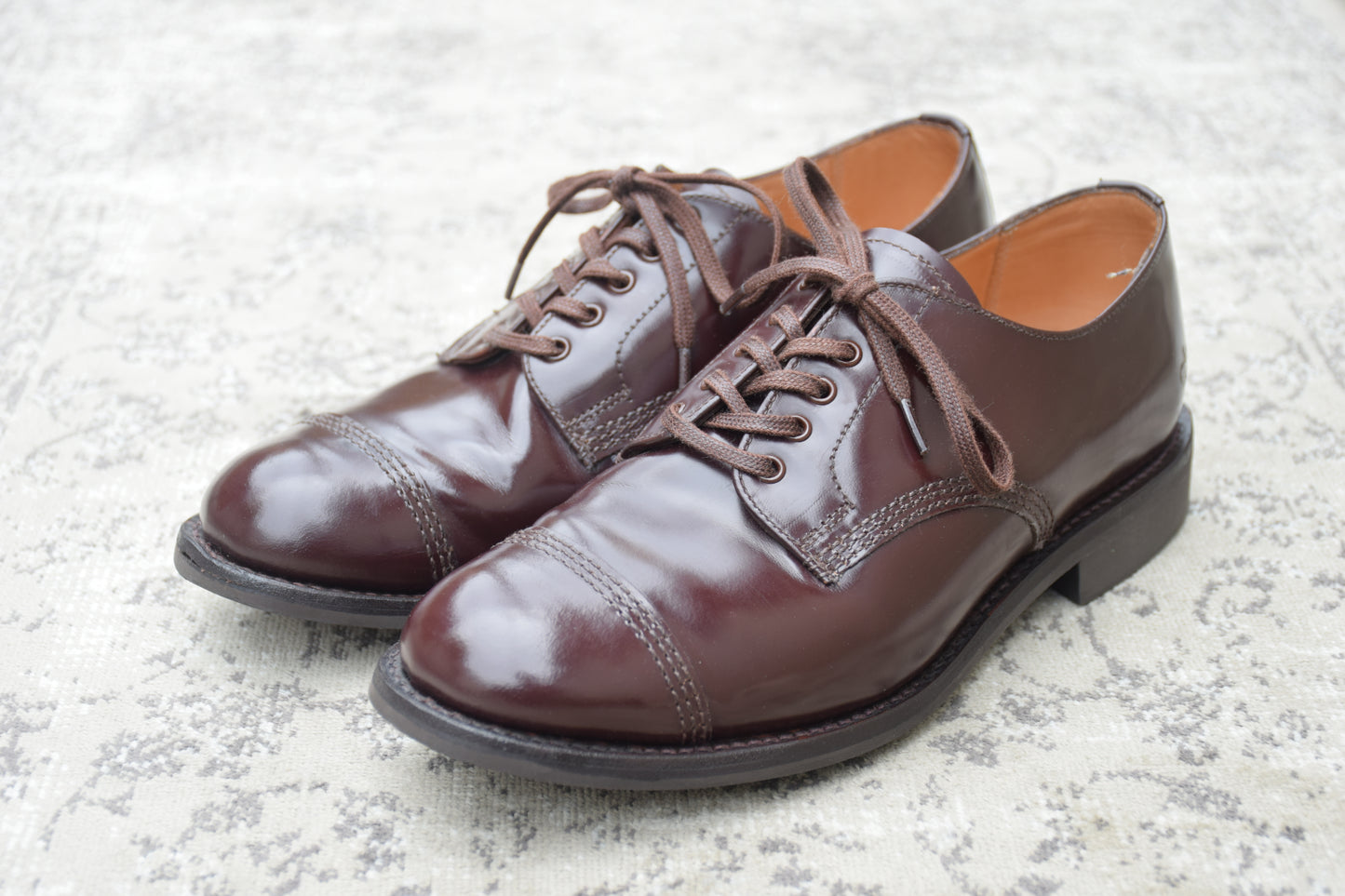 【極美品】SANDERS サンダース MILITARY DERBY SHOE ミリタリーダービーシュー 1834 ストレート 外羽根 赤茶 バーガンディー UK5 / 24.0cm【W3542】