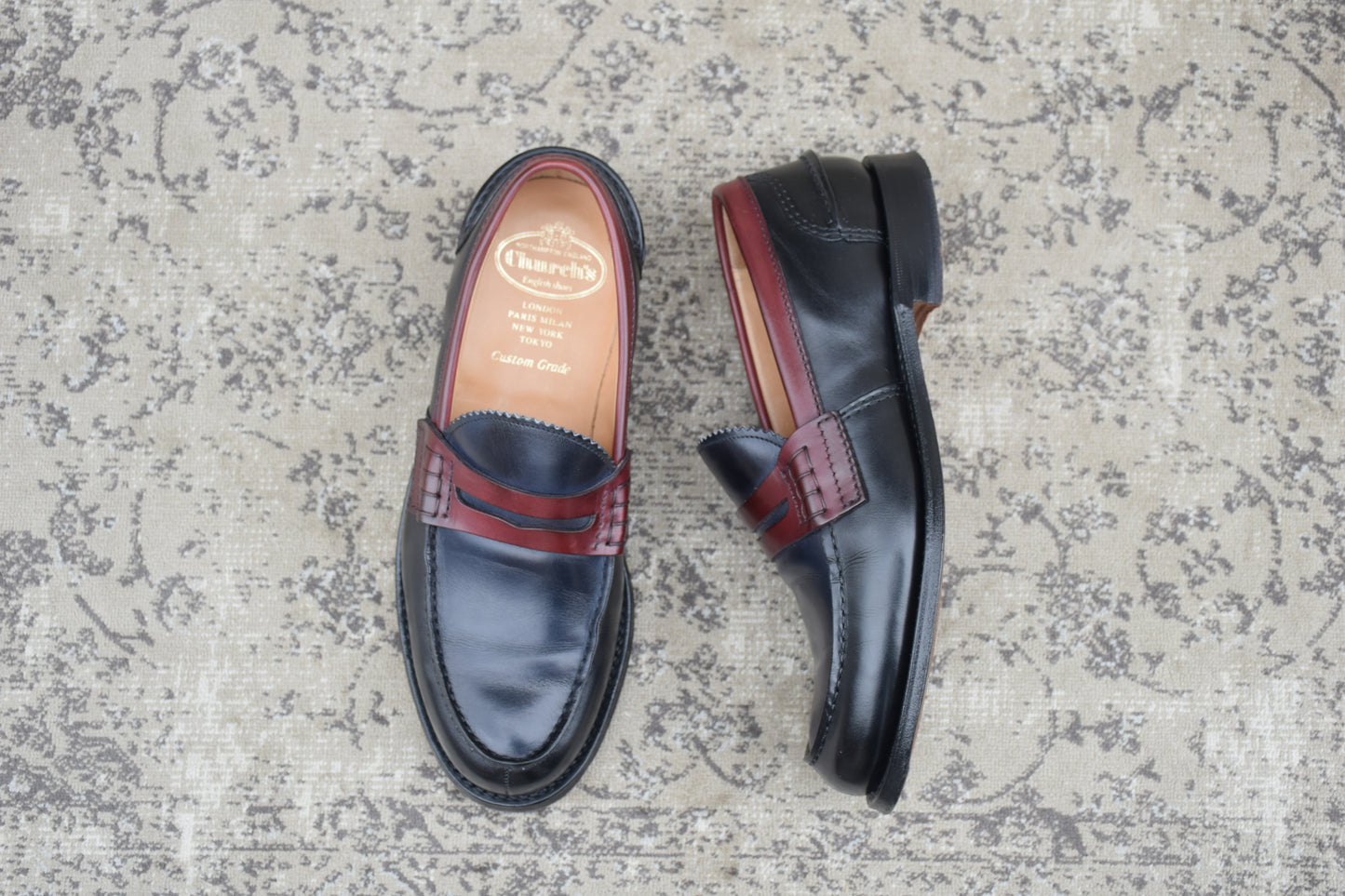 【極美品】Church's チャーチ PEMBREY ペンブリー ビーフロール コインローファー トリコロール 黒 紺 赤茶 UK6.5 / 25.0cm【W3549】