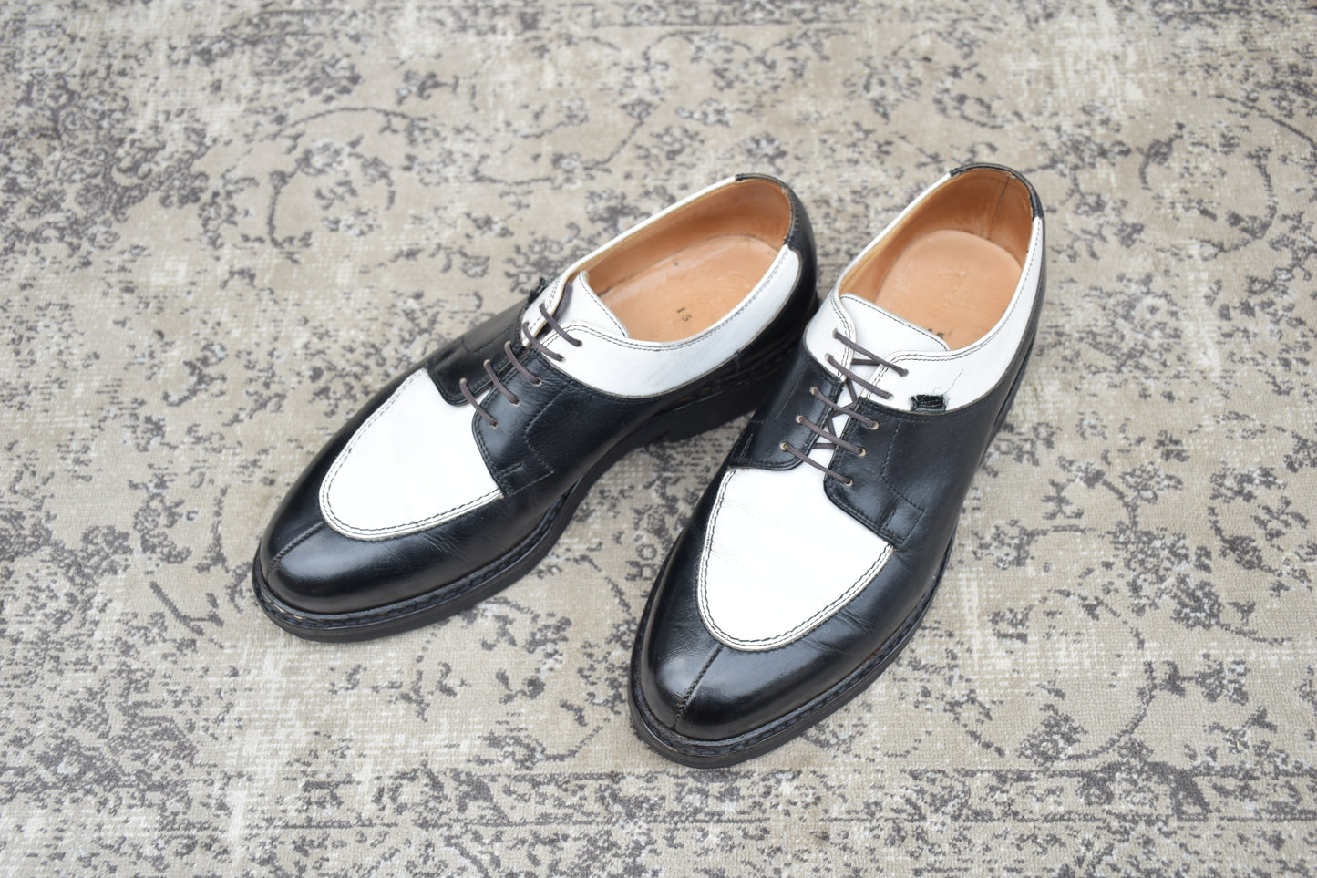 Paraboot パラブーツ AVIGNON アヴィニョン Uチップ 外羽根 コンビカラー 黒 白 ブラック ホワイト UK7 / 25.5cm【W3552】