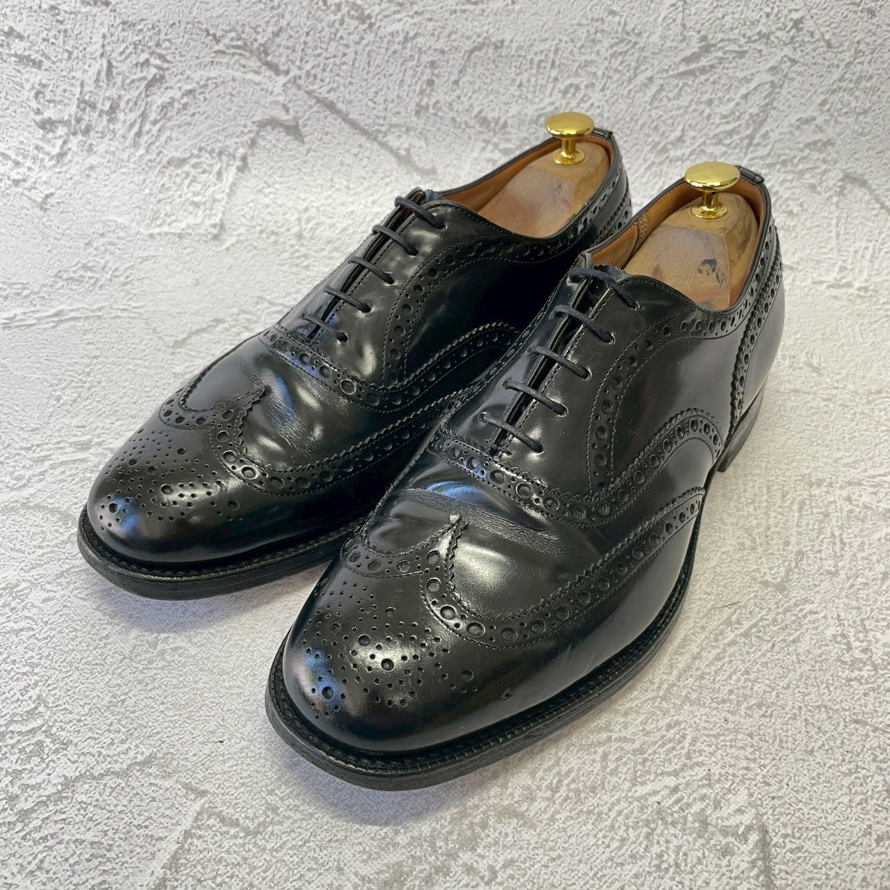 Church’s チャーチ Burwood バーウッド ウィング 内羽根 メダリオン 黒 ブラック UK9 / 27.5cm相当【W3376】