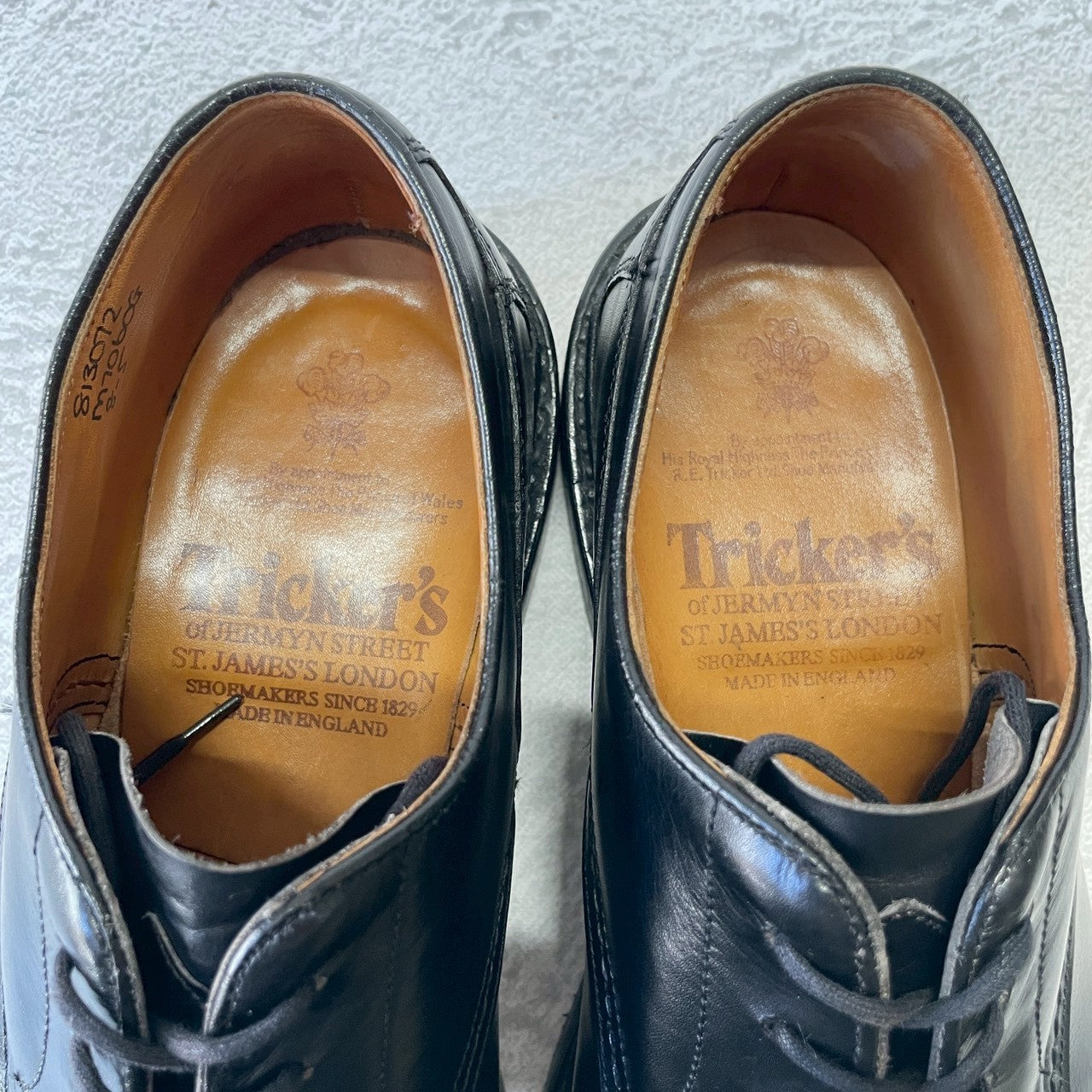 【リフト交換済み】Tricker’s トリッカーズ M7060 Kendal ケンダル プレーン 外羽根 4アイレット 黒 ブラック UK8 / 26.5cm【W3377】