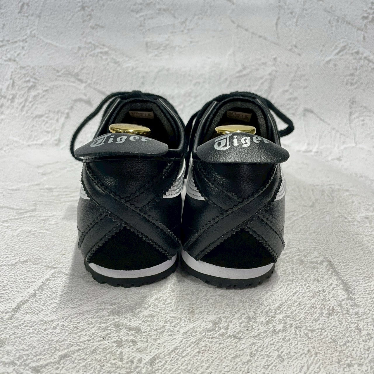 【極美品】Onitsuka Tiger オニツカタイガー MEXICO 66 メキシコ66 DL408-9001 レザー スニーカー 黒 ブラック US8 / UK7 / EUR41.5 / 26cm【W3400】