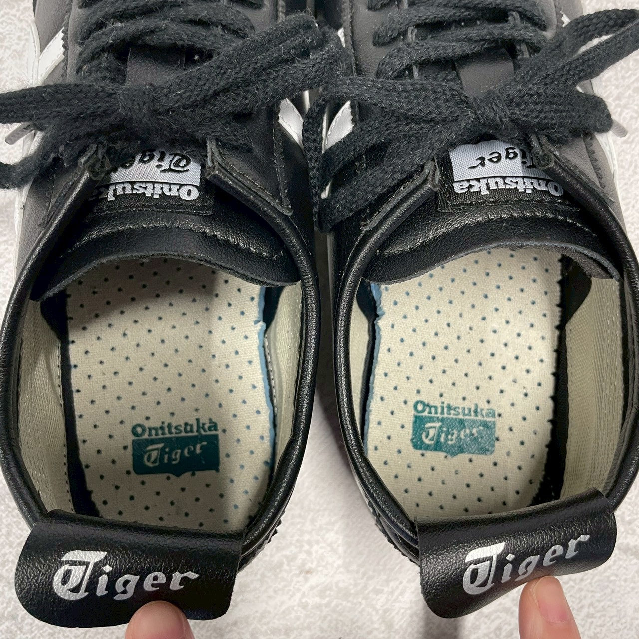【極美品】Onitsuka Tiger オニツカタイガー MEXICO 66 メキシコ66 DL408-9001 レザー スニーカー 黒 ブラック US8 / UK7 / EUR41.5 / 26cm【W3400】