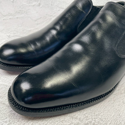 Excellent condition Church's Sidegoa semi-square plain low-top black sandals, size 80F, UK8, 26.5cm (W3419).