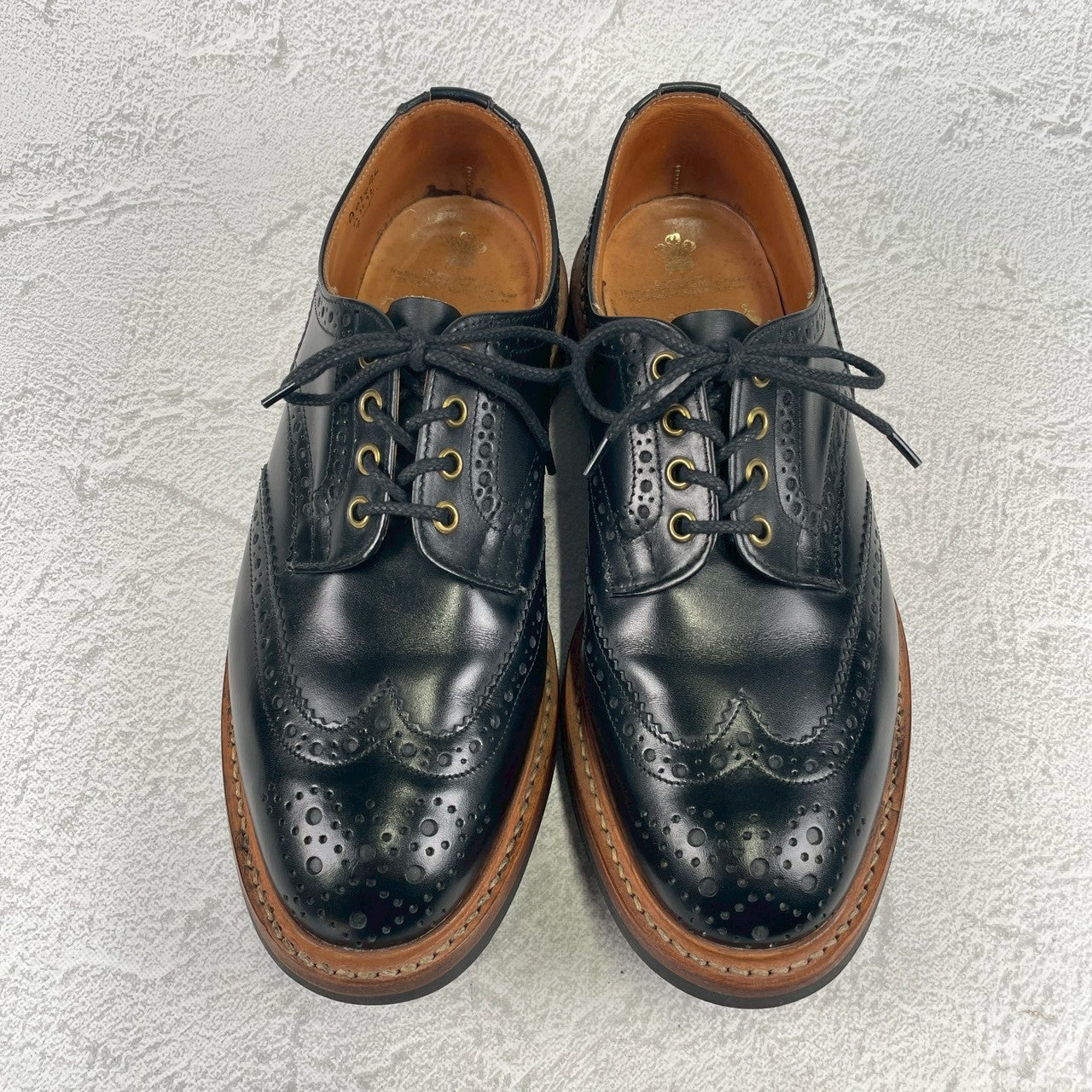 【極美品】Tricker's トリッカーズ M7252 BOURTON バートン ウィングチップ カントリーシューズ 黒 ブラック UK9 / 27.5cm【W3477】
