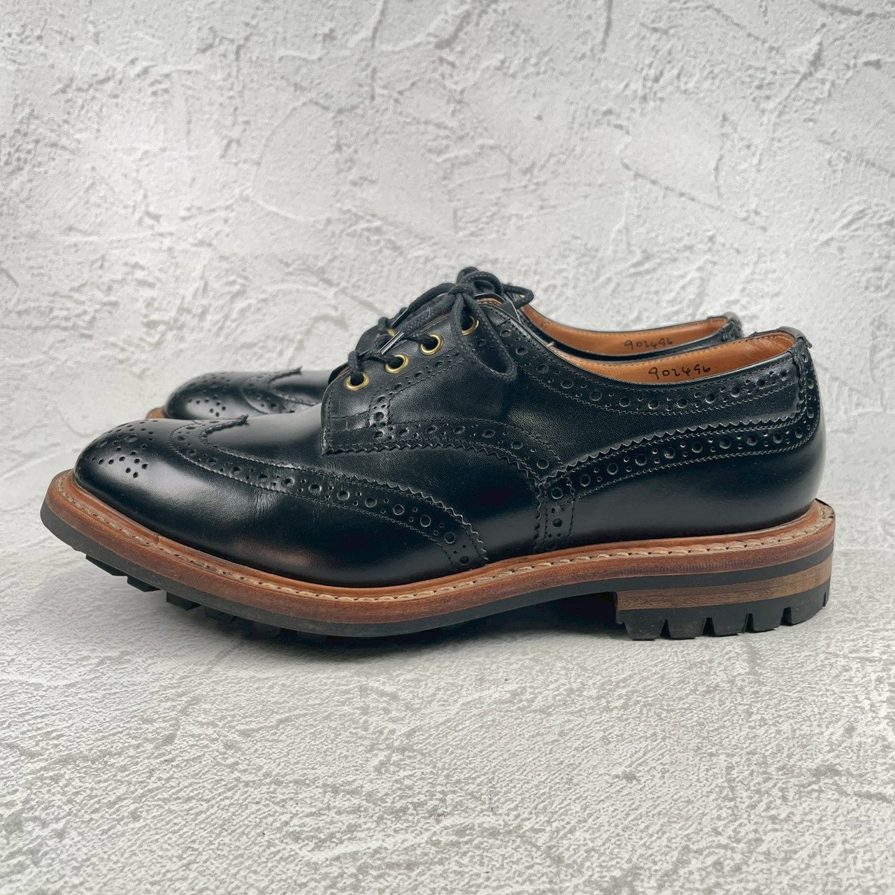【極美品】Tricker's トリッカーズ M7252 BOURTON バートン ウィングチップ カントリーシューズ 黒 ブラック UK9 / 27.5cm【W3477】