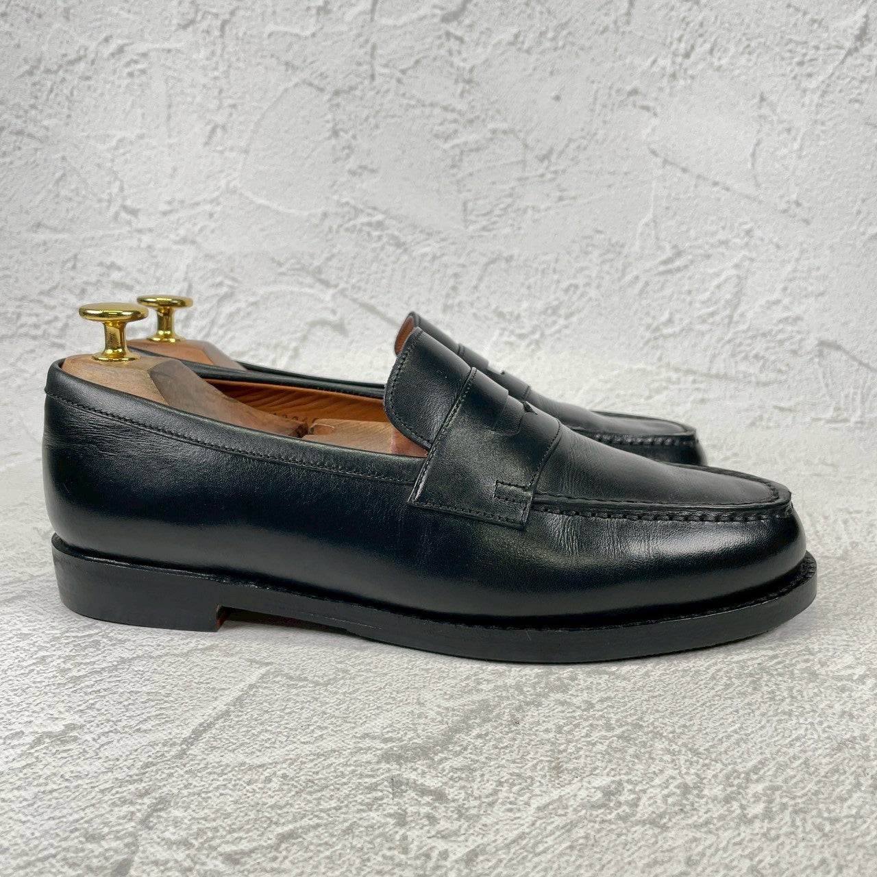 【美品】JALAN SRIWIJAYA ジャランスリワヤ 98998 GARUDA ガルーダ コインローファー ハーフサドル 黒 ブラック UK5 / 24.0cm【Ｗ3499】