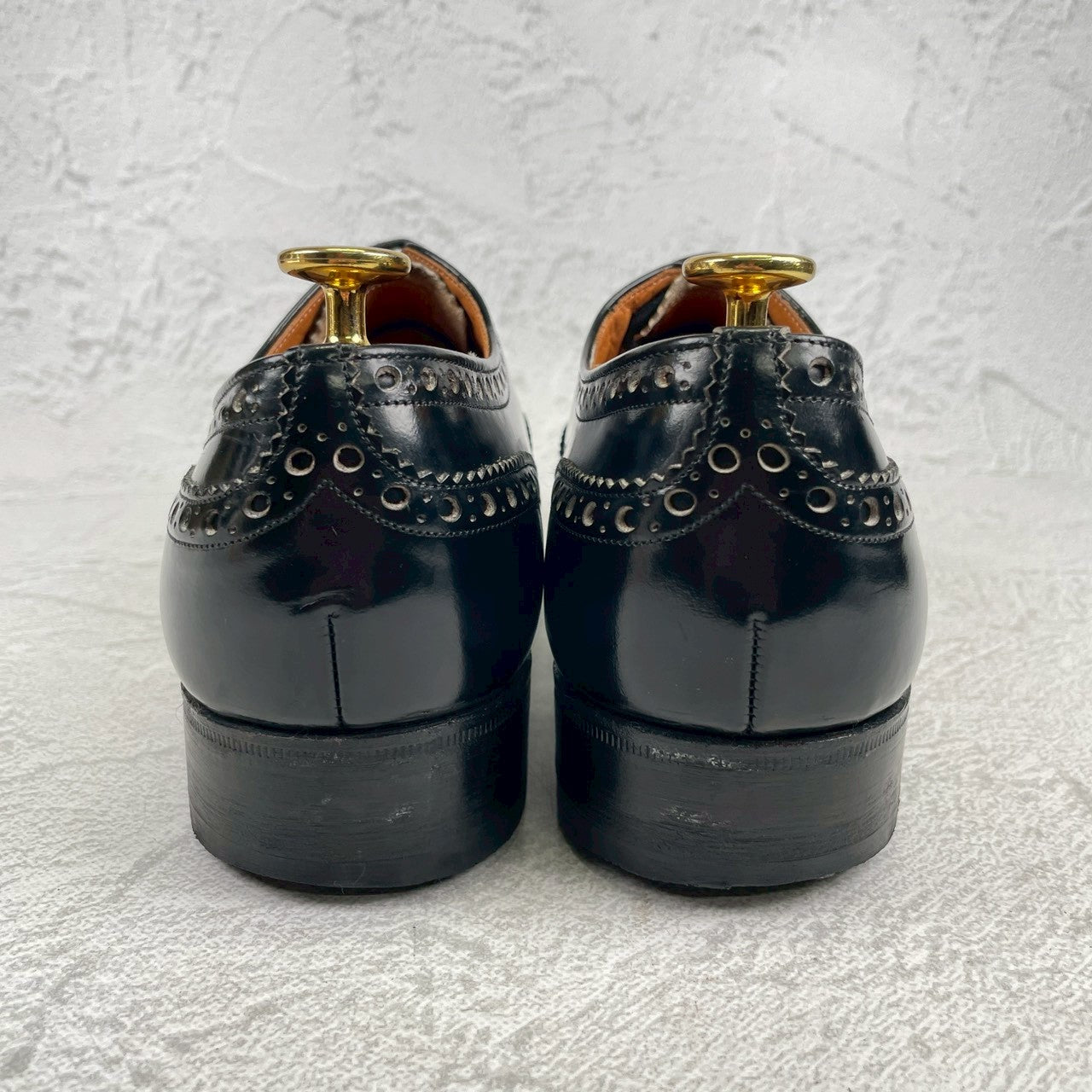 【美品】Church's チャーチ 3都市 旧チャーチ BURWOOD バーウッド ウイング 内羽根 メダリオン 81ラスト 黒 ブラック UK6.5 / 25.0cm【W3547】