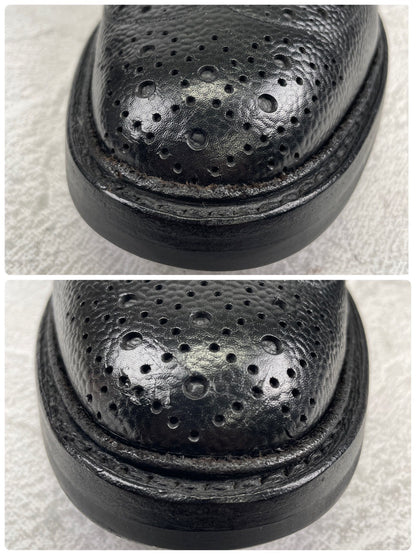 【リフト交換済み】Tricker's トリッカーズ M3087 ILKLEY イルクリー バートン型 ウイング 外羽根 グレインレザー 黒 ブラック UK8 / 26.5cm【W3558】