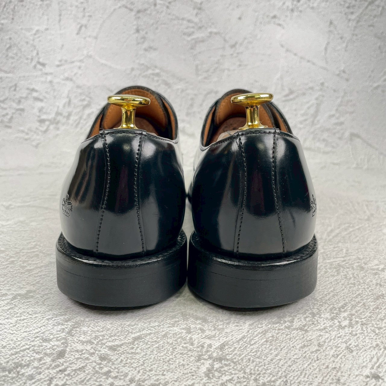 SANDERS サンダース 1384 Officer Shoe オフィサーシューズ プレーン 外羽根 ポリッシュドカーフ 黒 ブラック UK7.5 / 26.5cm【W3555】