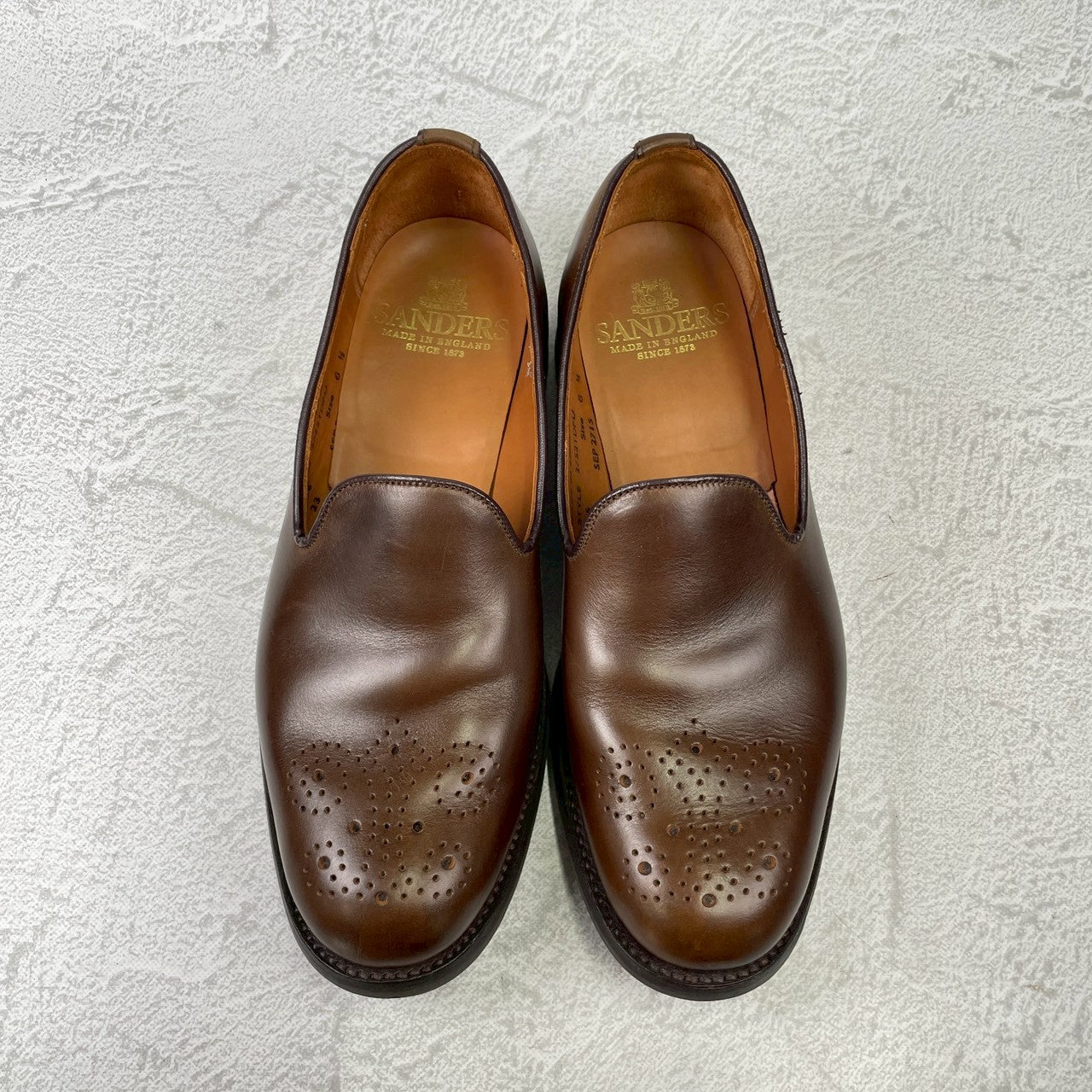 【美品】SANDERS サンダース 150周年アニバーサリー ブローグスリッポン 茶 ブラウン UK6.5 / 25.0cm【Ｗ3590】
