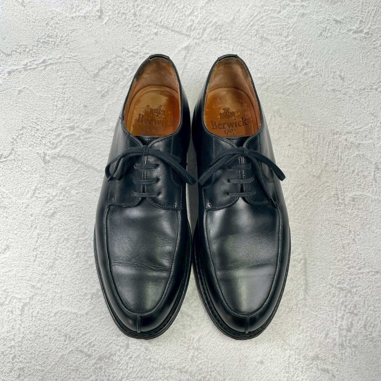 【美品】Berwick1707 バーウィック 2369 Vチップ 外羽根（2369BCVIBK）黒 ブラック UK6.5 / 25.5cm【Ｗ3591】