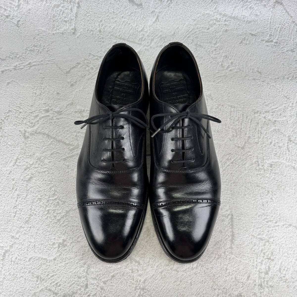 POULSEN SKONE ポールセンスコーン × NEW&LINGWOOD ニュー＆リングウッド｜内羽根 クォーターブローグ ストレートチップ ブラック UK7.5 / 26cm W3643