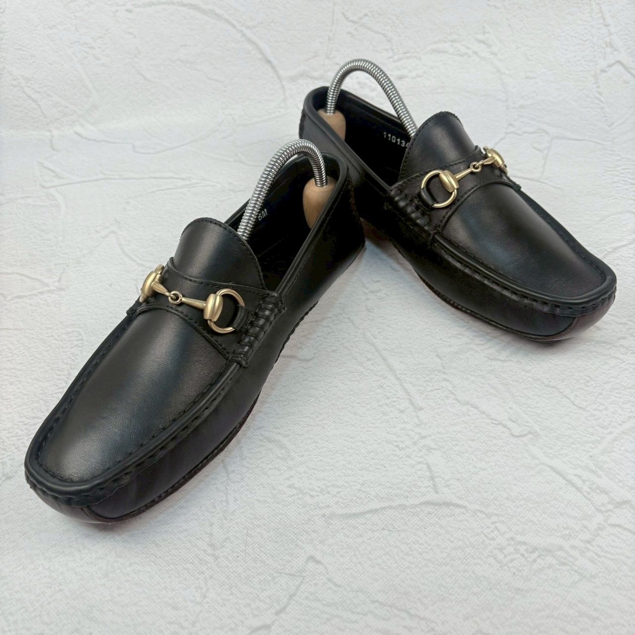 【良品】GUCCI グッチ オパンカーファー ドライビングシューズ 黒 ブラック 5M / 24cm相当 [W3325]