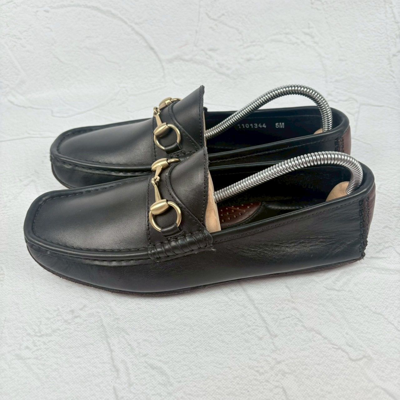 【良品】GUCCI グッチ オパンカーファー ドライビングシューズ 黒 ブラック 5M / 24cm相当 [W3325]